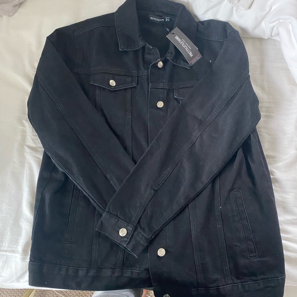 NEW WITH TAG oversized black jean jacket